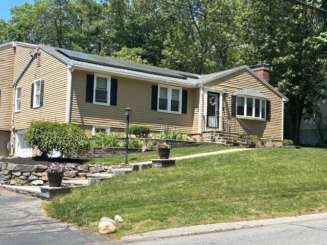 Primary Photo - 3 Upland Rd