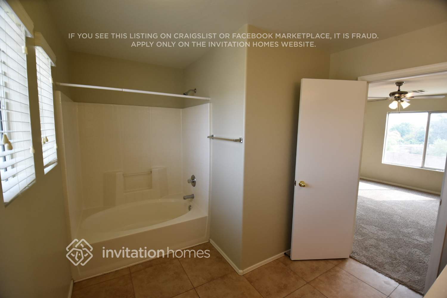 Building Photo - 2839 S Benton Cir