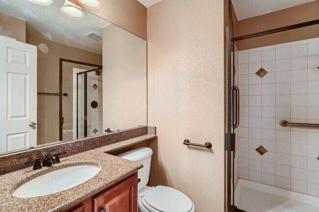 Building Photo - 1747 Candleglow Street