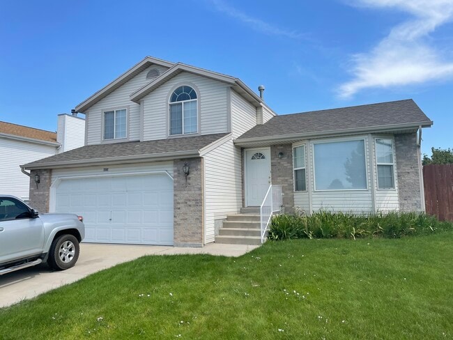 Building Photo - 6435 S Wakefield Way