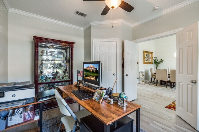 Building Photo - 4 Bedroom/3 Bathroom  Aviara Subdivision