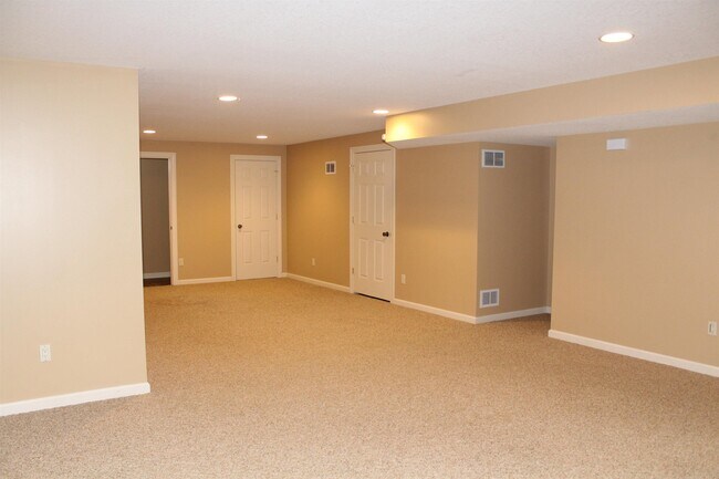 Building Photo - 1114 Pathfinder Cove
