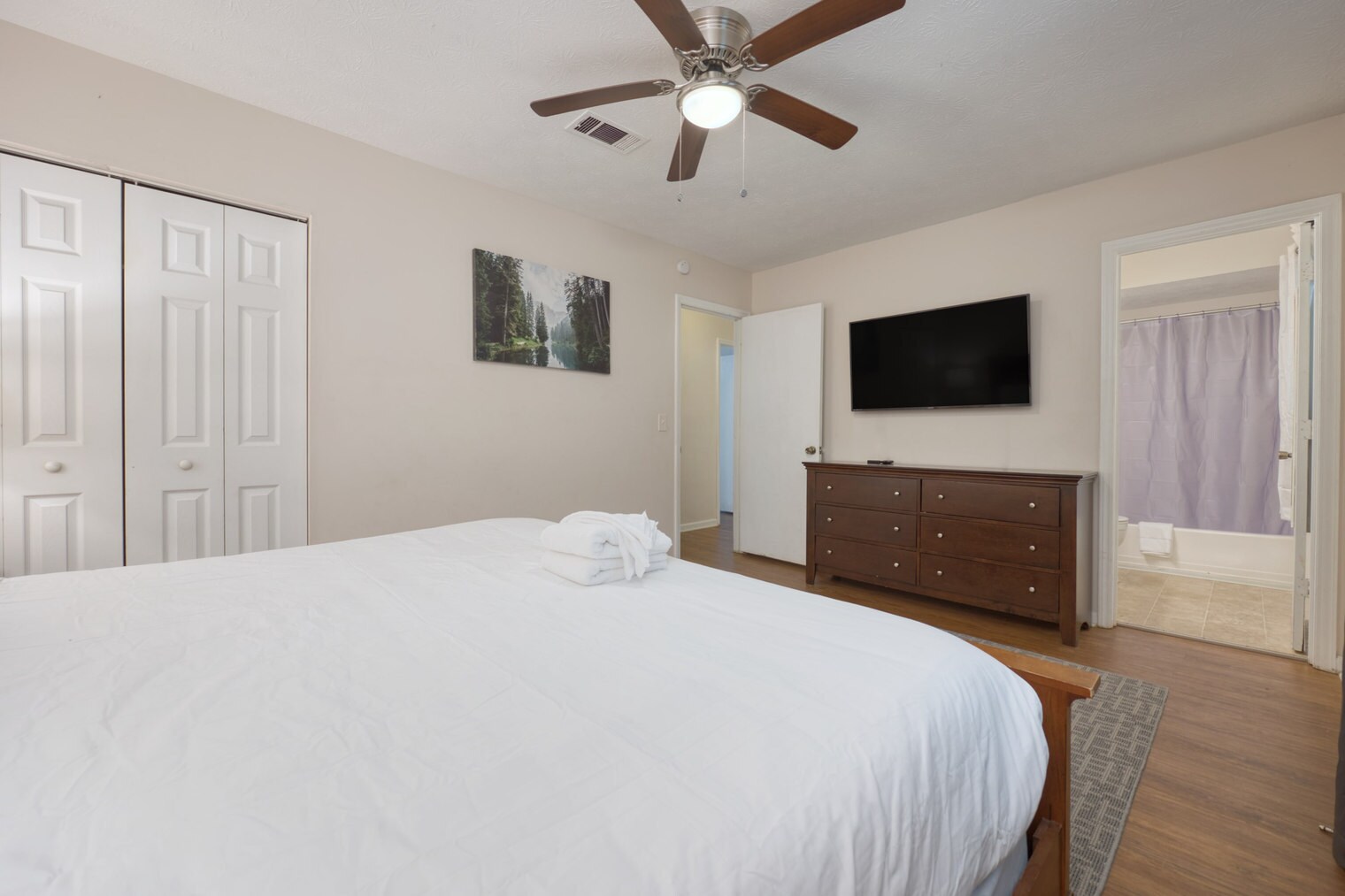 Building Photo - 4900 Hearthstone Dr