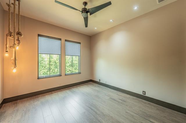 Building Photo - 1413 Post Oak Pl
