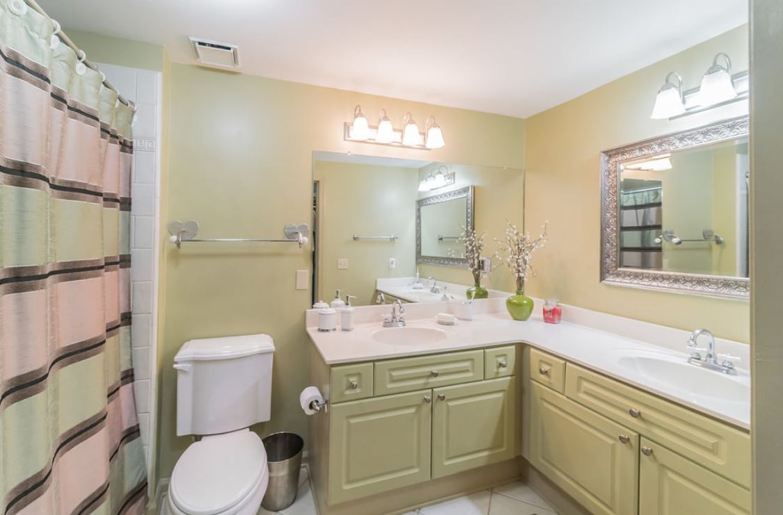 Building Photo - 3334 Peachtree Rd NE