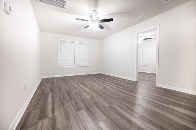 Building Photo - 318 O'Leary Cir