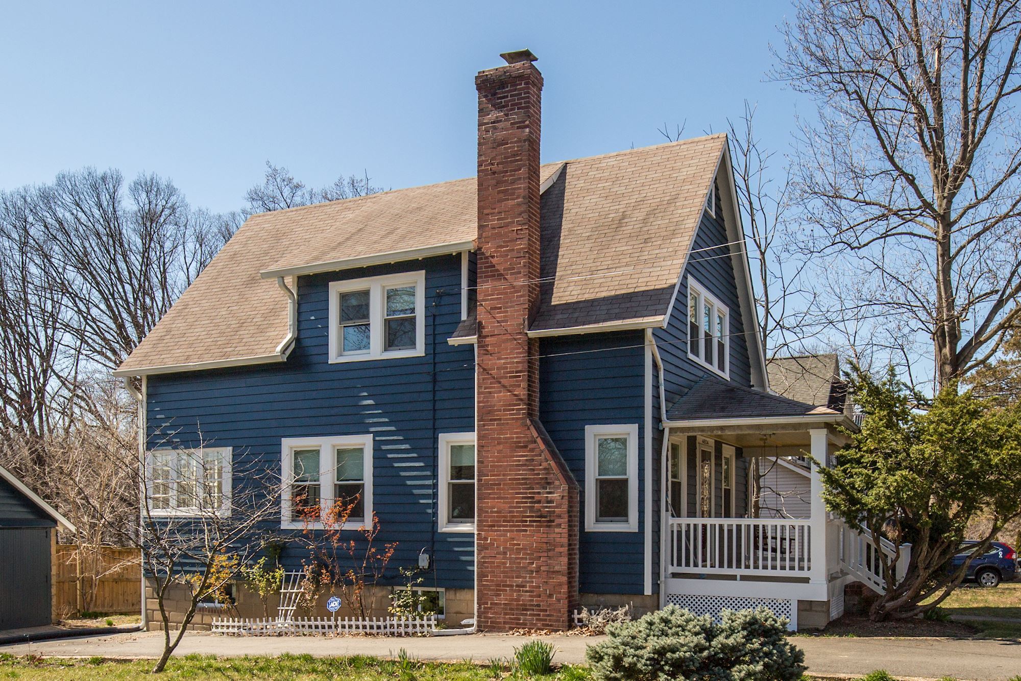 House has a nice long driveway! - 4604 4th St S