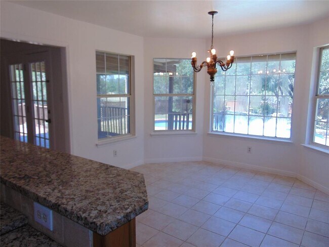 Building Photo - 805 Barton Creek Dr