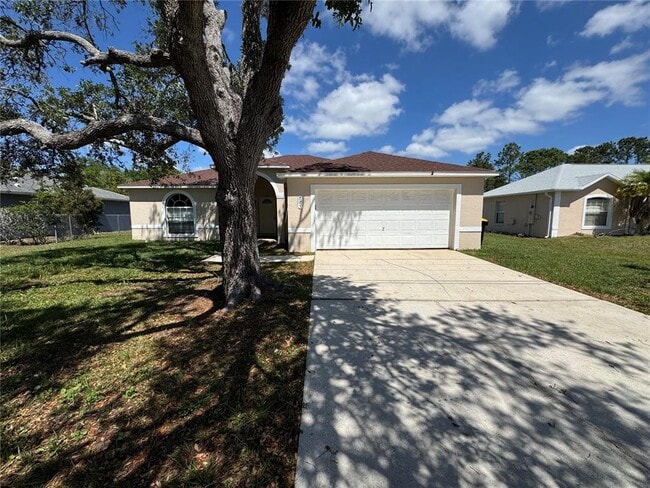 Primary Photo - 725 Pelican Ct