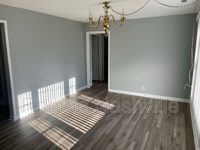 Building Photo - 578 Watsonwood Dr