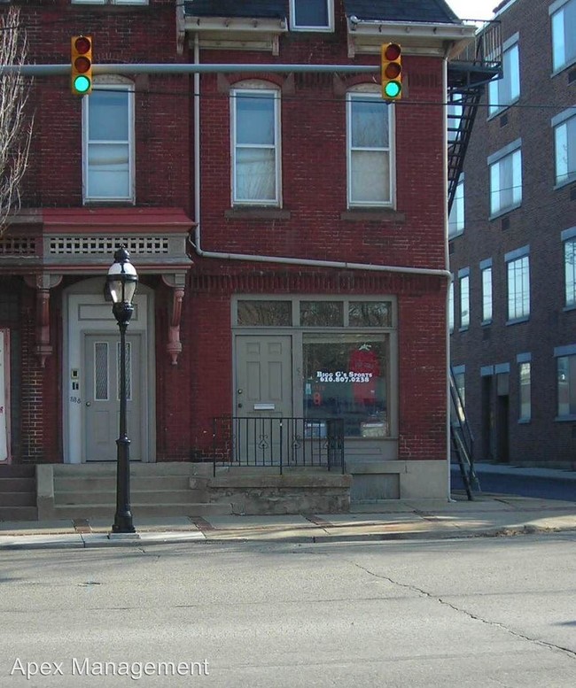 Primary Photo - 536-538 N New St