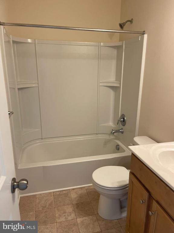 Building Photo - 241 Rossnakill Rd