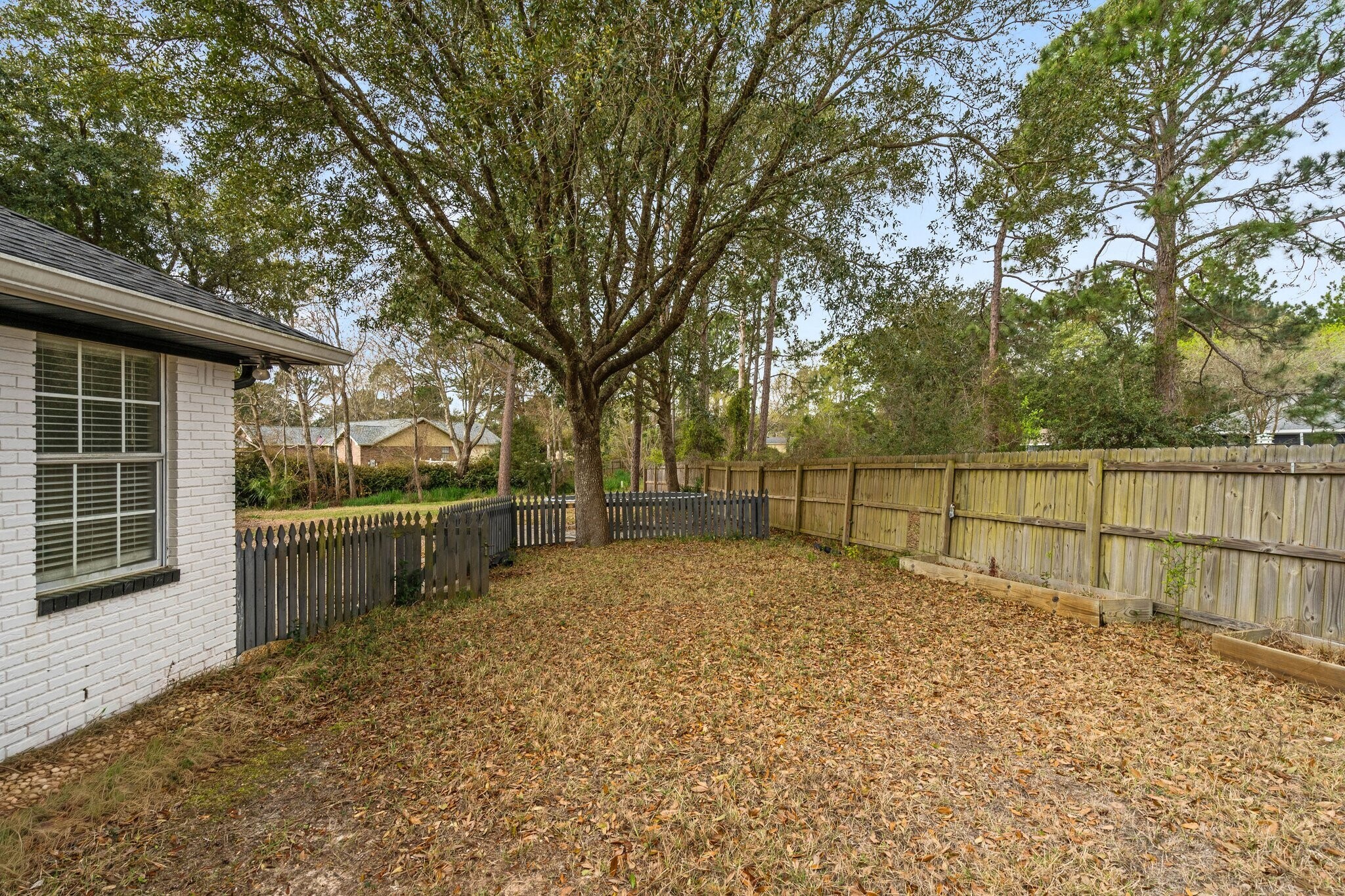 Building Photo - 2187 Calle De Castelar