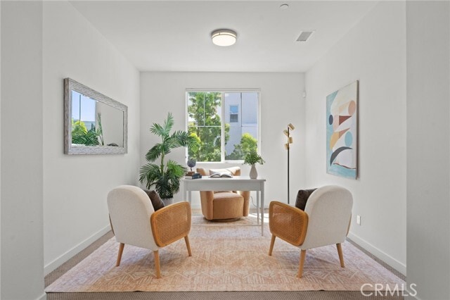 Building Photo - 101 Stage