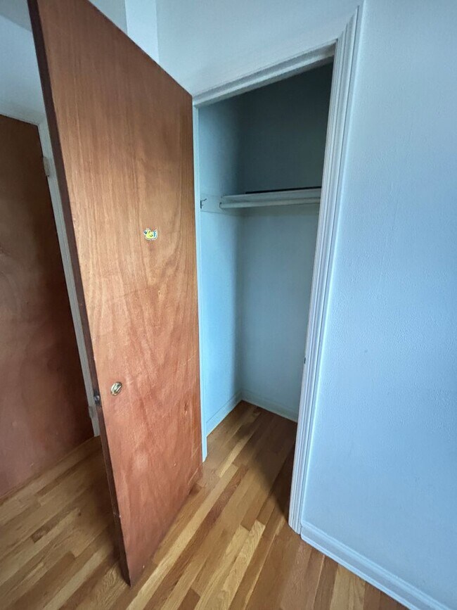 Building Photo - 4br Home for rent in Bethlehem PA