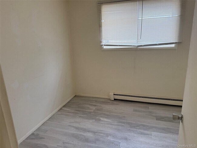 Building Photo - 53 King Rd