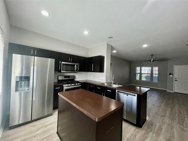 Building Photo - 4524 Kind Way