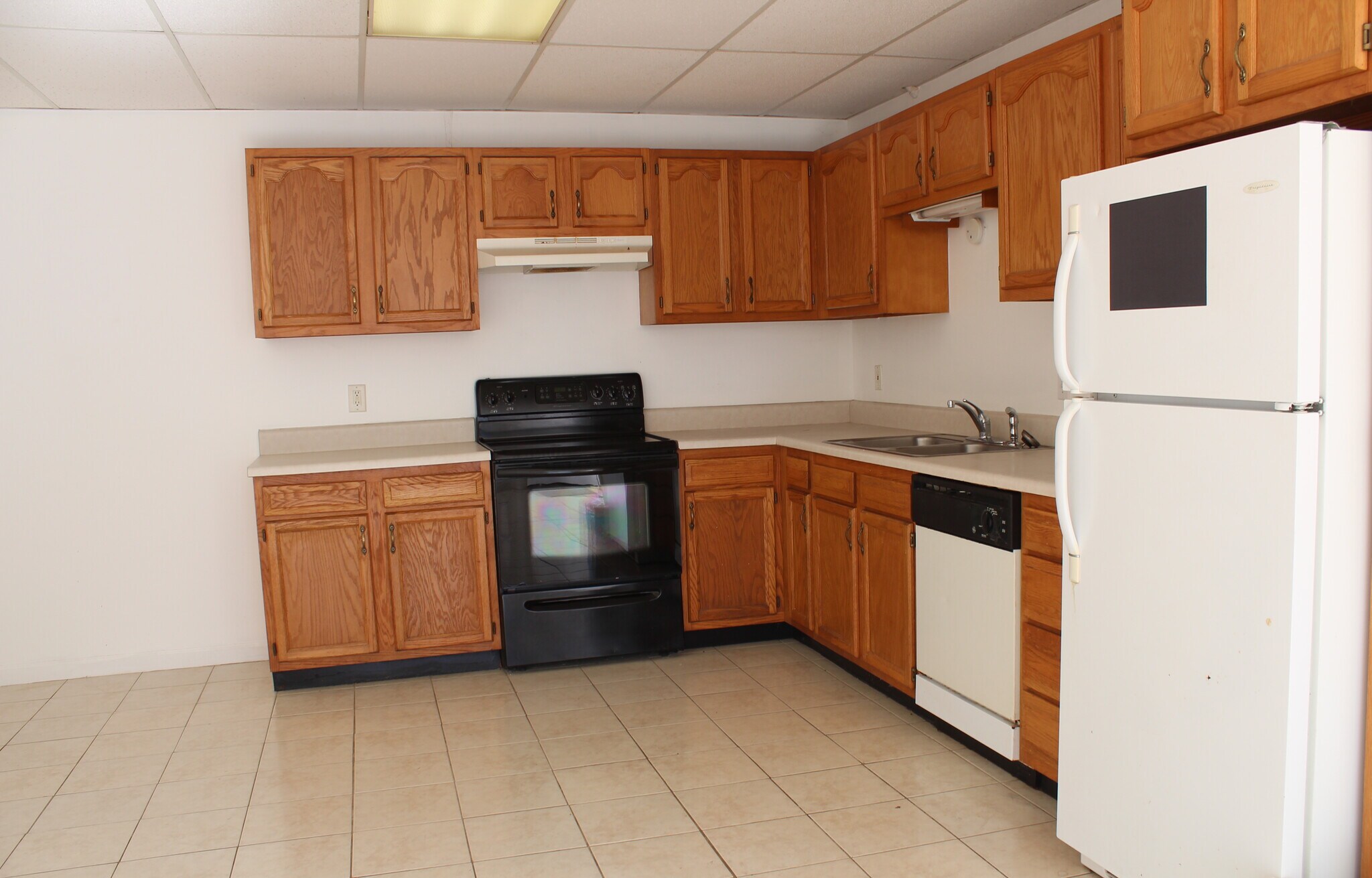 Building Photo - 28 Brown Hollow Ln