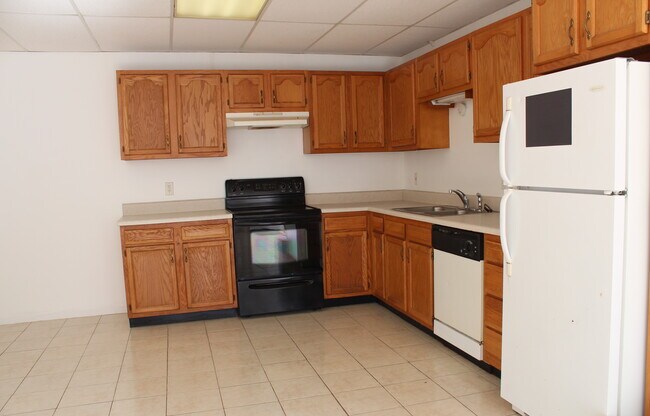 Building Photo - 28 Brown Hollow Ln