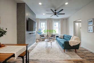 Building Photo - Furnished Elegant 3-Bedroom, 2.5 Bath Home with Hardwood Floors & Central A/C