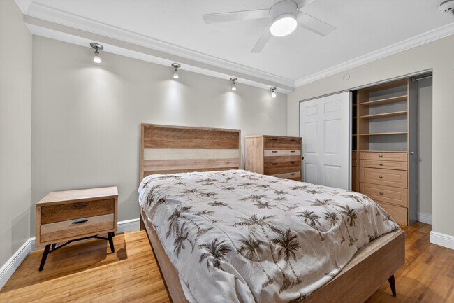 Building Photo - 801 Andrews Ave