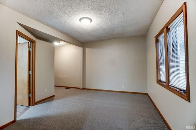 Building Photo - 11712 Tonkel Rd