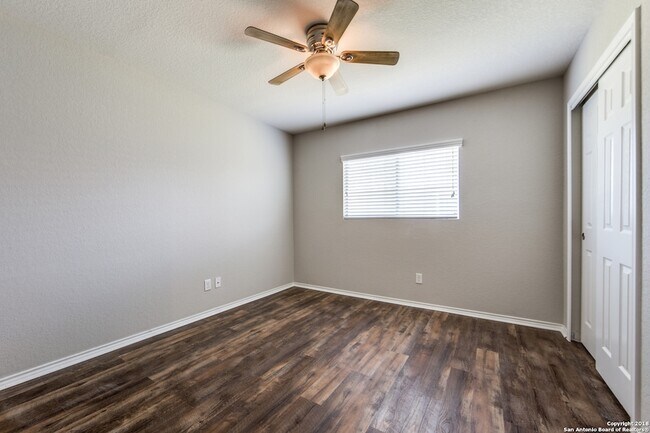 Building Photo - 308 Lonestar Gait