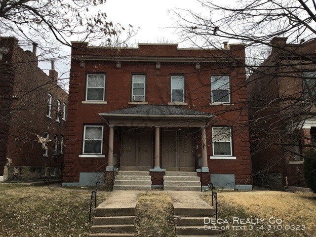 Primary Photo - 1 Bedroom Apartment For RENT