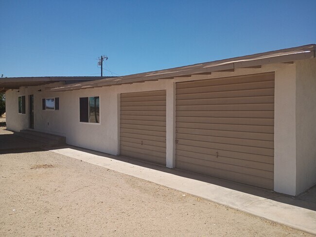 Building Photo - 10350 Colusa Rd