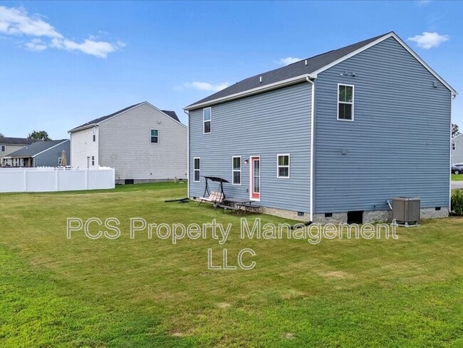 Building Photo - 4905 Gerald Dr