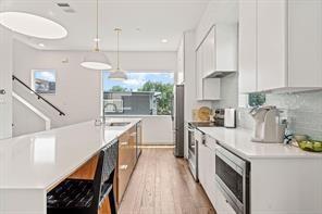 Building Photo - 5016 Bryan St