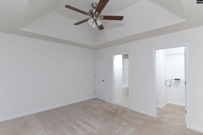 Building Photo - 356 Finch Ln