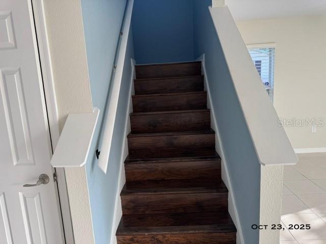 Building Photo - 413 Country Cottage Ln