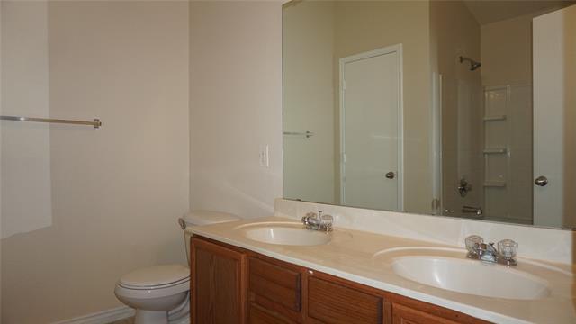 Building Photo - 809 Bee Creek Ln