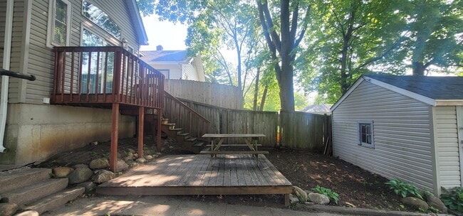 Building Photo - 2203 15th Ave