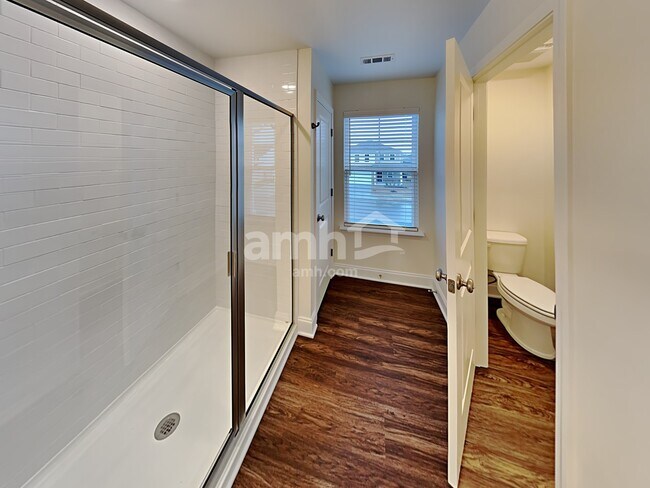 Building Photo - 4757 Chutney Dr