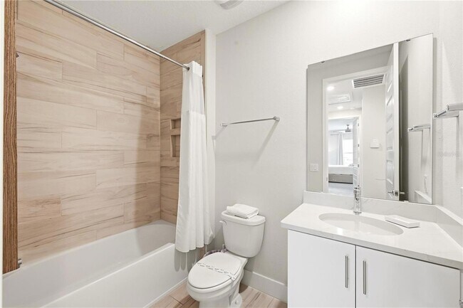 Building Photo - 7857 Spectrum Dr