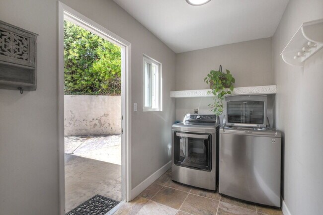 Building Photo - Single-Story La Costa Home Overlooking the...
