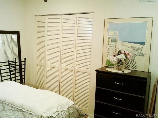 Building Photo - 760 E Gilchrist Ct