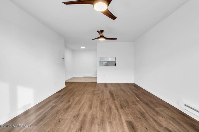 Building Photo - 1492 Ocean Ave