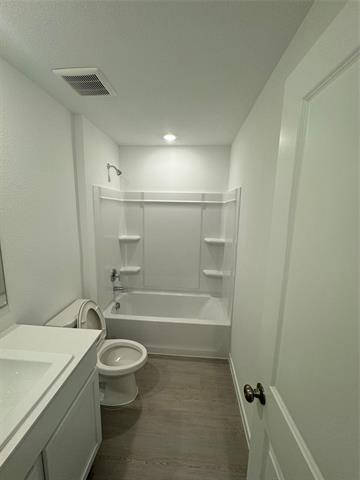 Building Photo - 826 Pawpaw Dr