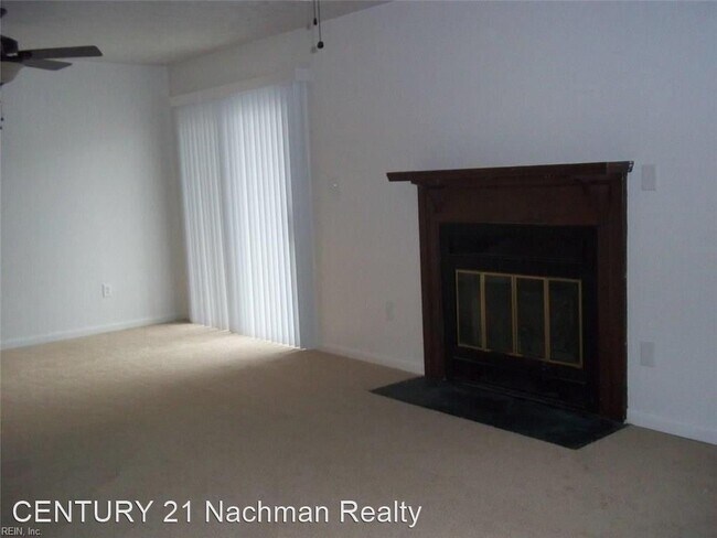 Building Photo - 2 br, 2 bath House - 113 Roane Drive Apt# D