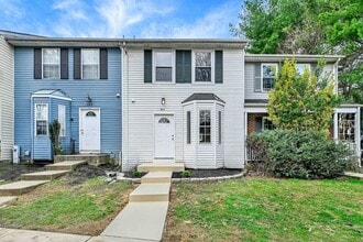 Building Photo - 504 Park Manor Cir