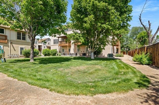 Building Photo - 1214 Walnut Ave