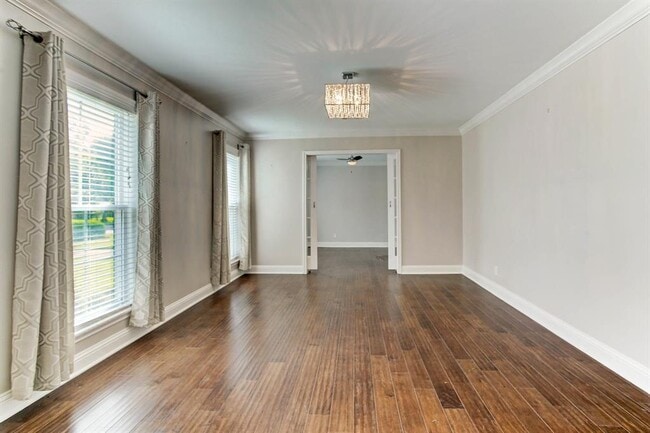 Building Photo - 10806 Wickersham Ln