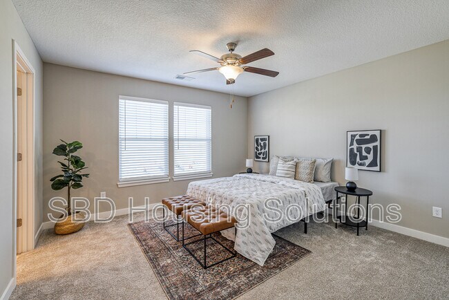 Building Photo - 12403 S Parkwood Ln