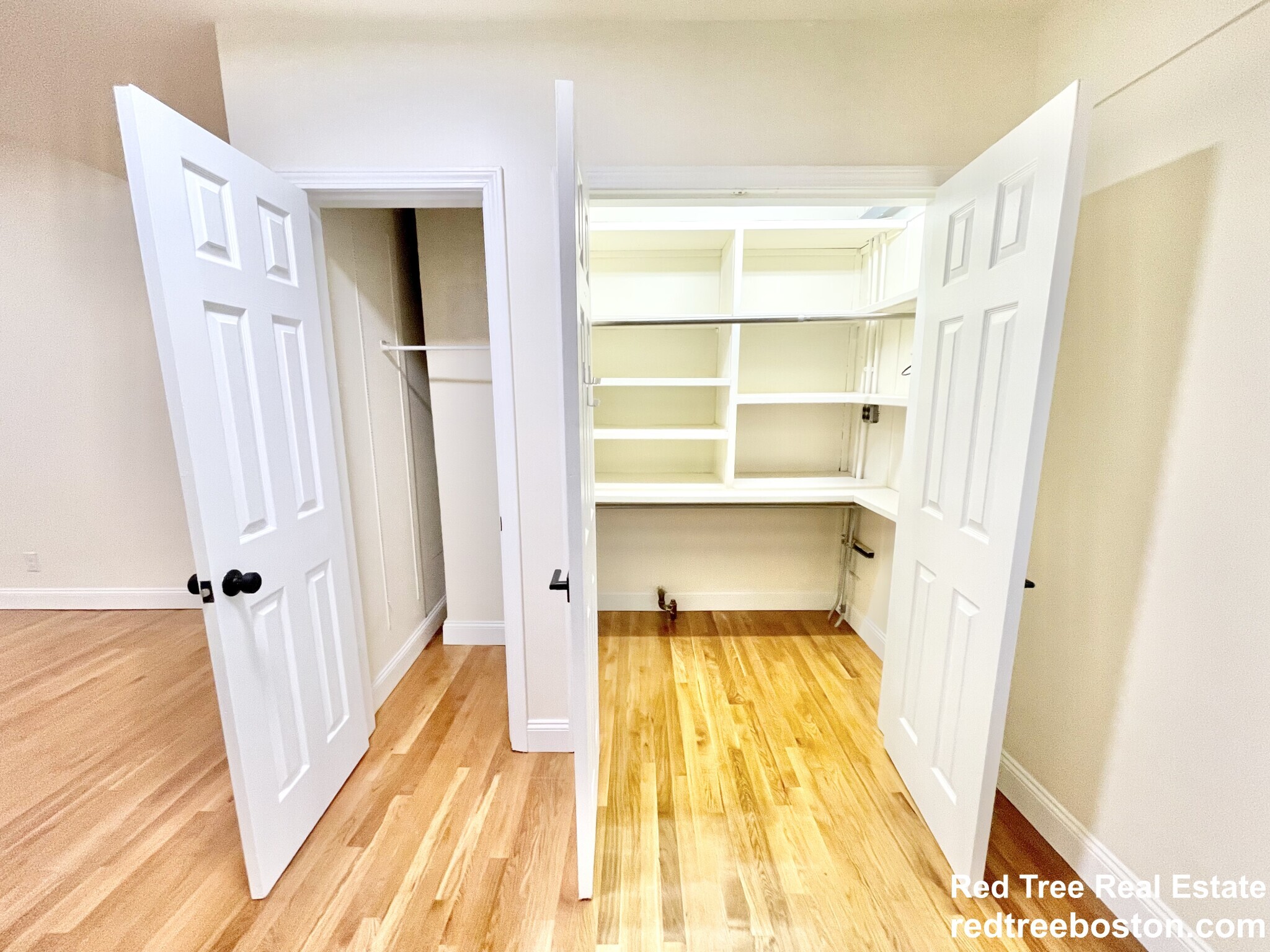 Building Photo - 523 E 3rd St