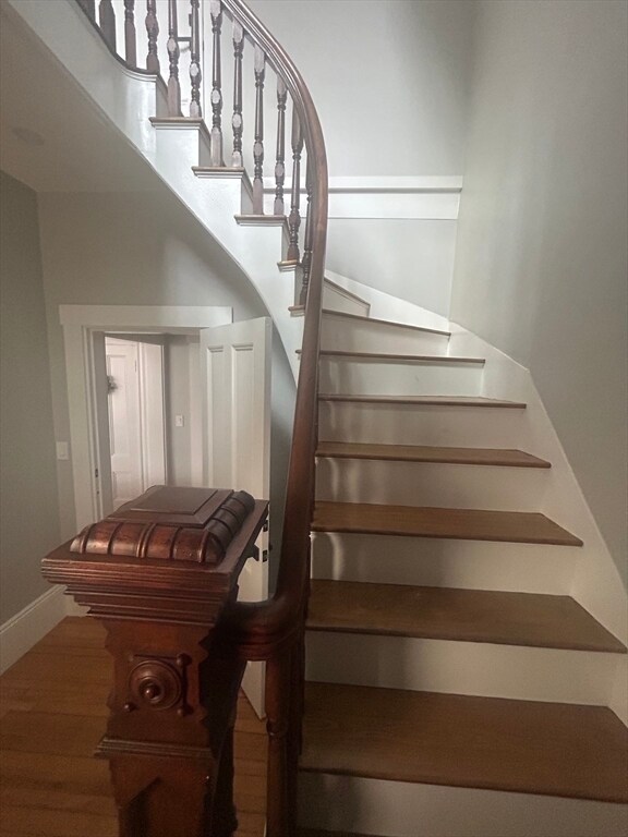 Building Photo - 1 Chapel Pl