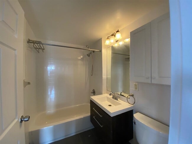 Building Photo - 1 2nd St