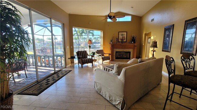 Building Photo - 2720 SW 51st St